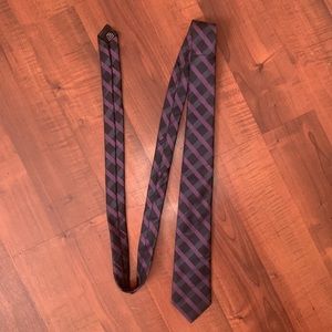 J.F. J. Ferrar Men’s Black, Purple, & Gray Necktie